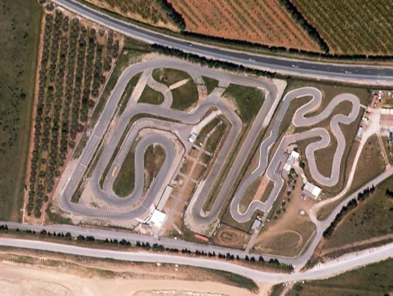 Photo du tracé du circuit de karting Julie Tonelli à Beaucaire dans le Gard
